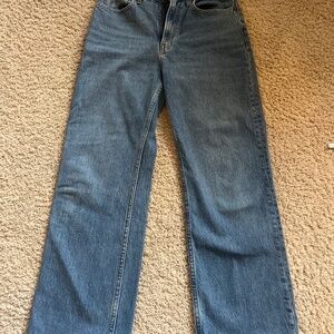 Curve love, the 90s relaxed Jean high rise